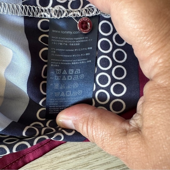 Tommy Hilfiger Sleeveless Blouse - Burgundy and Navy - Picture 6 of 6